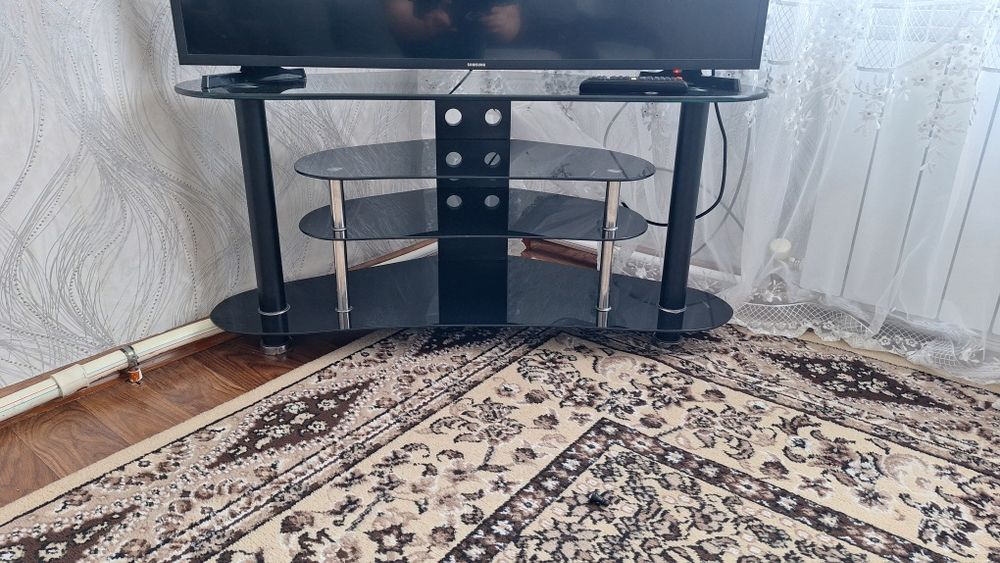 Тумба под телевизор