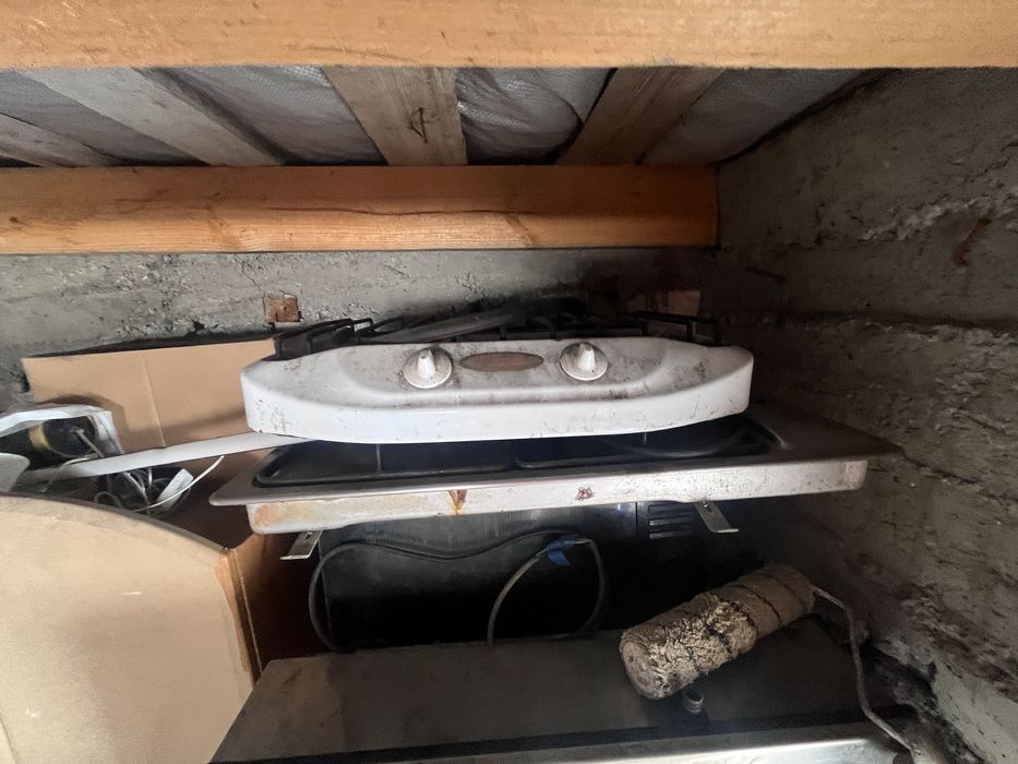 Плита с духовкой