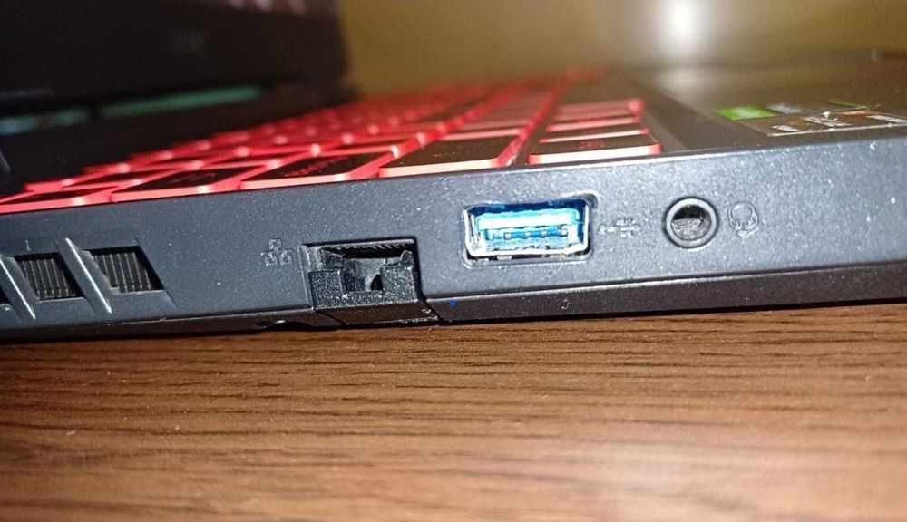 Laptop Gaming Acer Nitro 5 AMD Ryzen 5 6600h RTX 3050 TI 16GB RAM