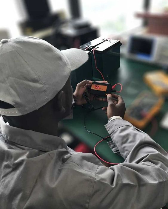 Автоматичен регенератор за GEL, AGM, SLA  акомулатори