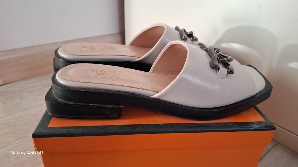 Шлепка сатылады новый.кийлмеген