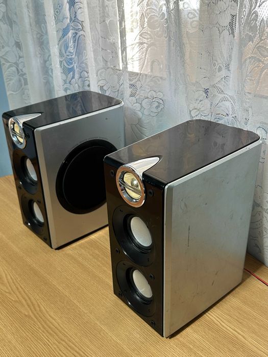 Boxe LG de camera cu subwoofer incorporat-sunet de exceptie HI-FI