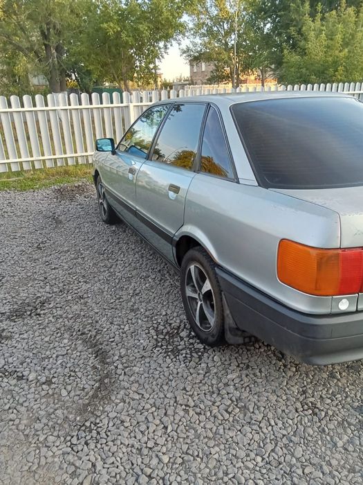 Ауди 80. б3  1990