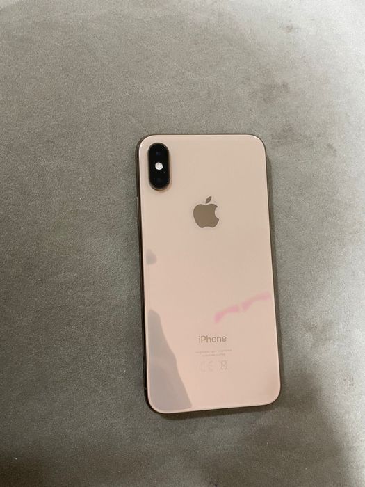 iPhone xs  б/у прпррддж
