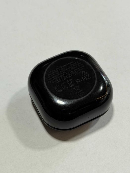 Блутут слушалки Samsung Galaxy Buds Live