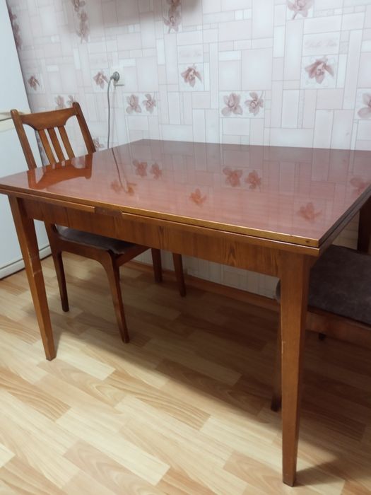 Срочно продам мебель для дома, для дачи.