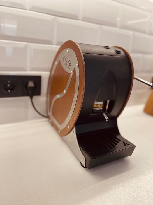 AROMA KICCO
Кафемашина ESE
Mogano