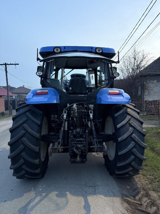Vând tractor new holland T6040 cu încarcator frontal