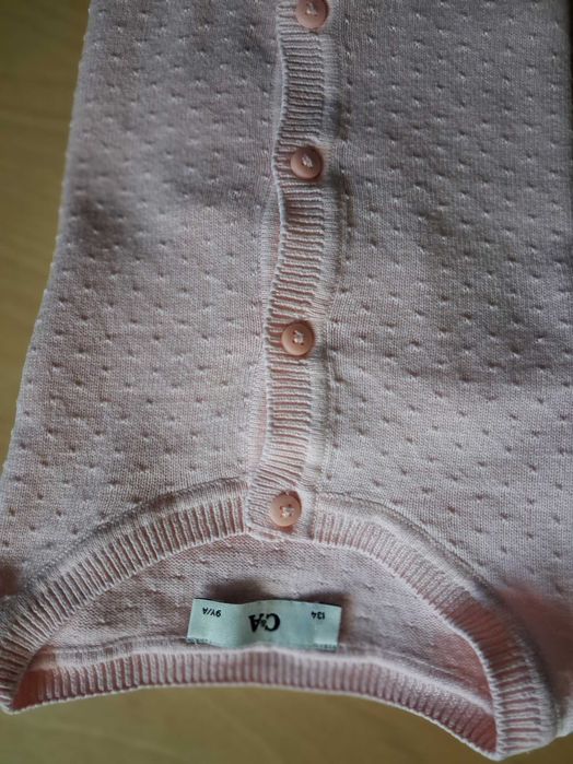 Поличка и две жилетки за момиченце на 6-7 години