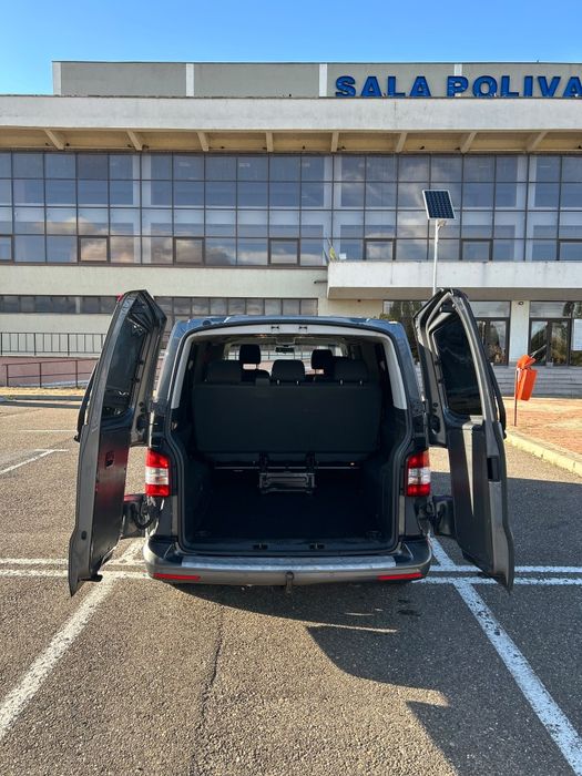 Volkswagen Caravelle 2.0 TDI automata