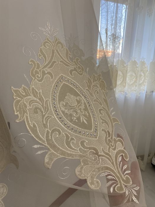 Продаются шторы с занавеской