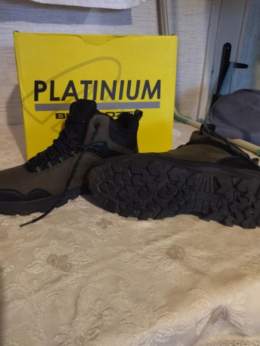 Мъжки боти 44ти номер нови