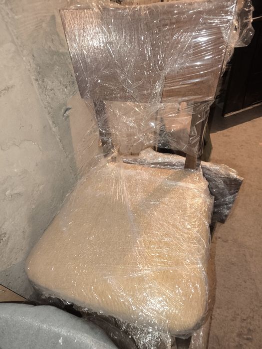 Трапезни столове