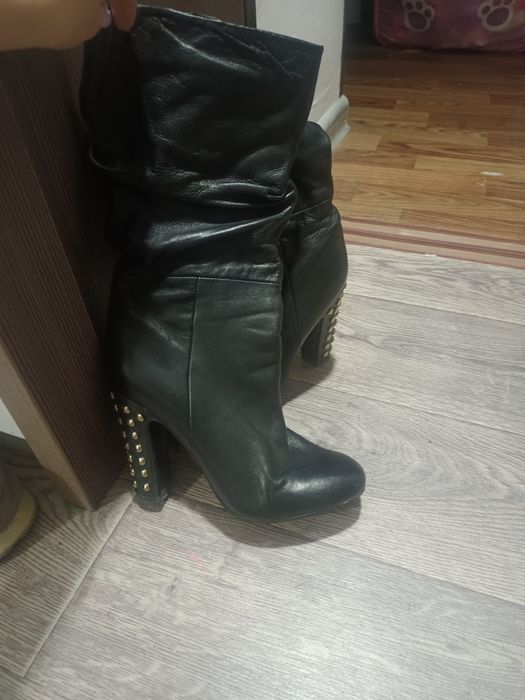 Сапожки женские кожаные