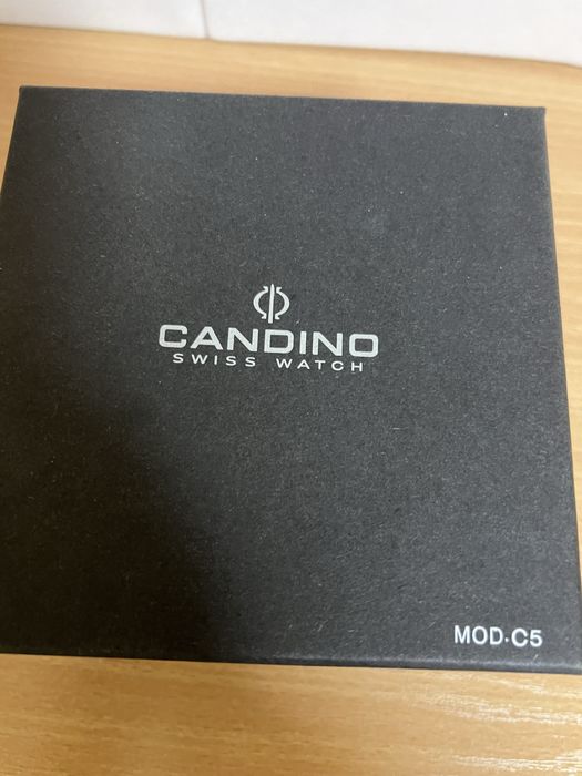 Часовник Candino sapphire -елеганс колекция