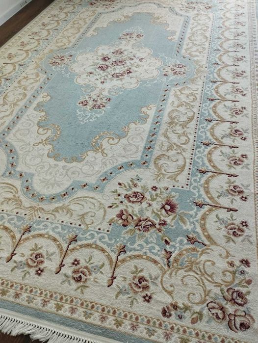 Большой ковер 2,5 на 4  размер