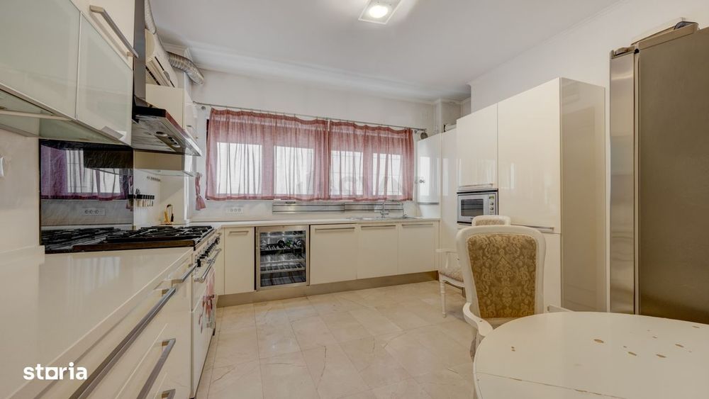 Apartament 3 camere l Primaverii