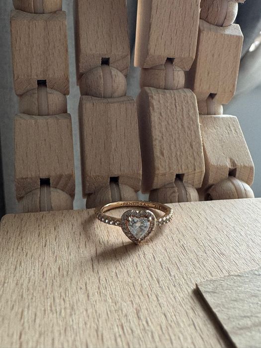 Inel Pandora aur roz 14K