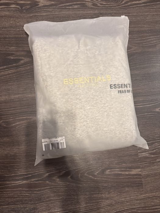 hanorac essentials,marimea M