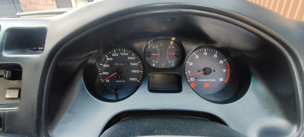 В продаже авто , rav 4