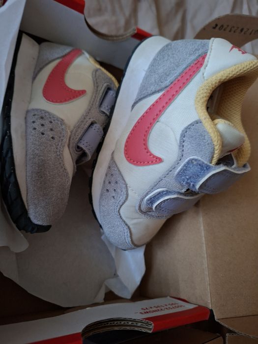 Маратонки Nike  н.21