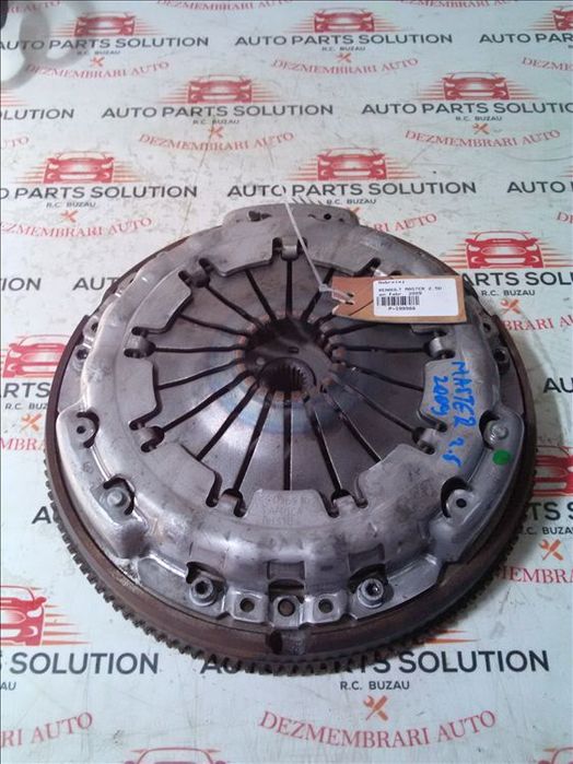 ambreiaj renault master 2.5d an fabr. 2009