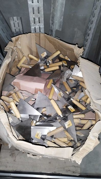 Мистрия, триъгълна зидарска 14/10см нови!