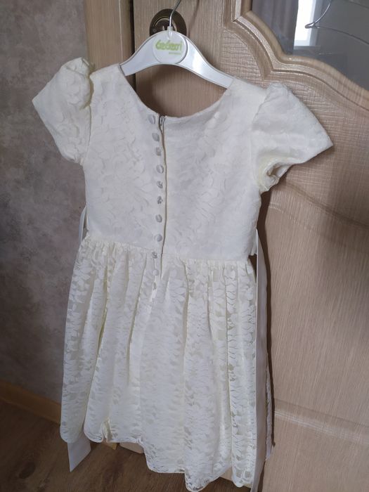 Продам нарядное платье