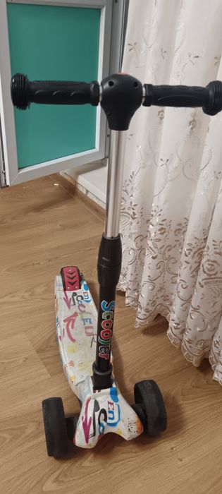 Продам Самокат Scooter