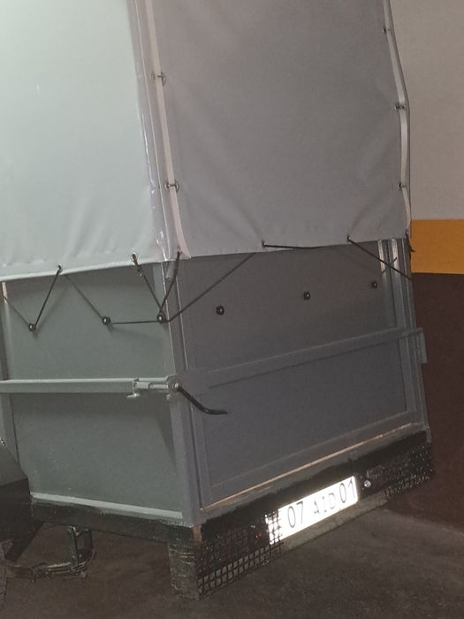 Продам коневозка