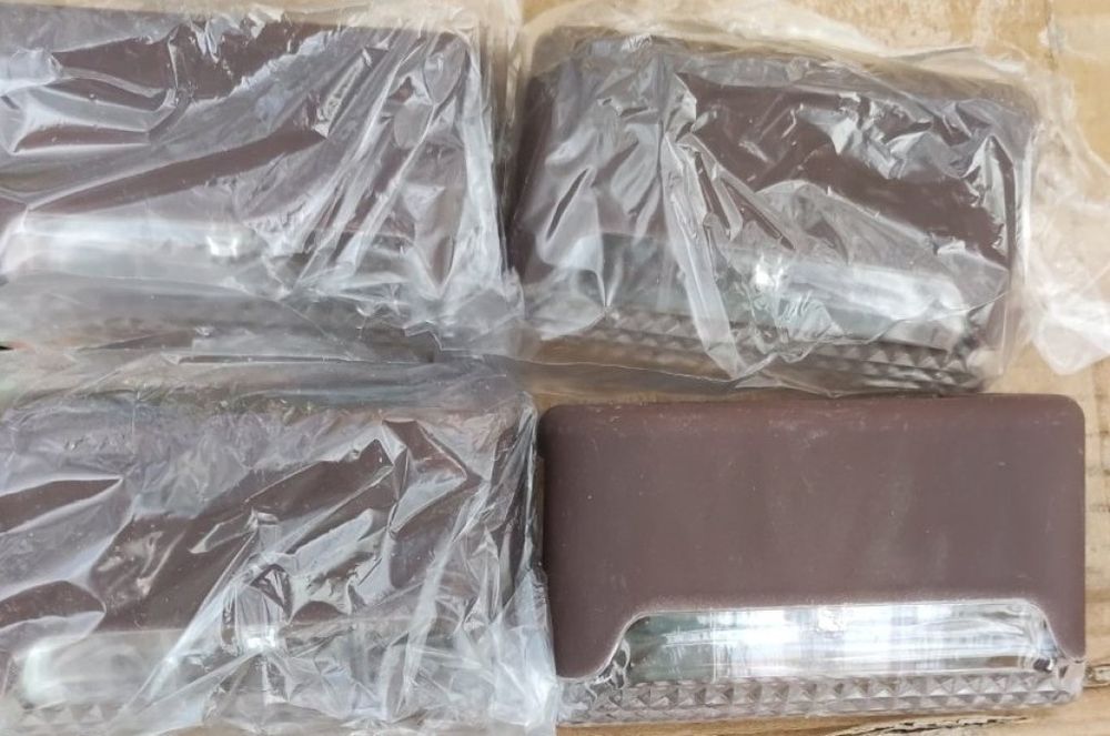 Водоустойчиви соларни лампи за декориране на огради стъпала външни палуби парапети Сменящи се цветове в синьо зелено червено и розово