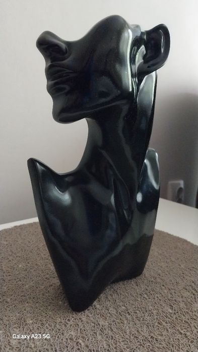 Decoratiune din ceramic