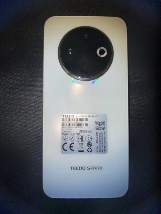 TECNO SPARK 30C состояния отличный