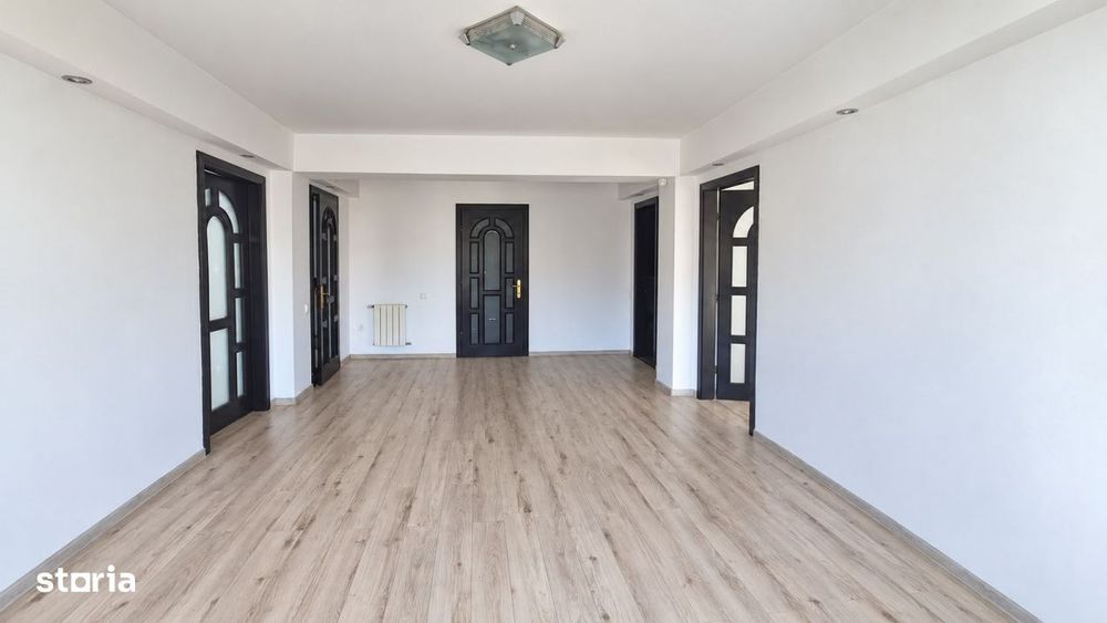 Casa cu 5 camere de inchiriat -  locuire sau birouri, Sibiu