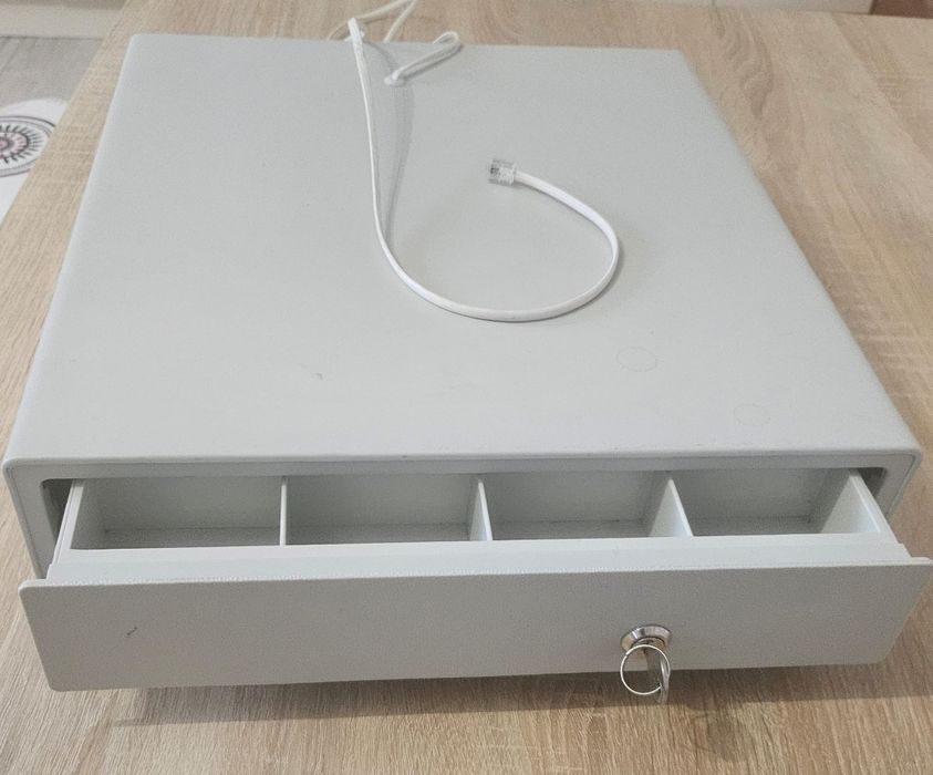 Sertar de bani metalic