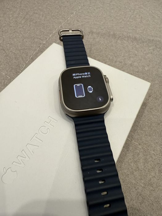 Apple watch Ultra2 49 mm Titanium blue