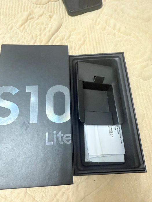 Продам.   телефон