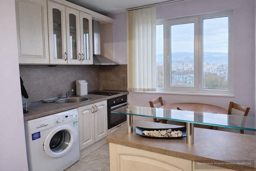 Дава се под наем Тристаен апартамент в Пловдив, Кючук Париж - 98 кв.м за 408.51 € - Снимка #1