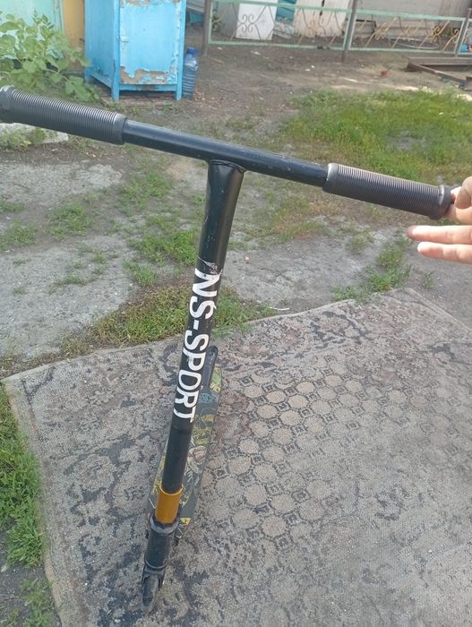Продам трюковой самокат