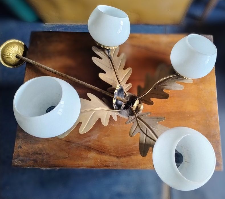 Полилей от ковано желязо, бронзов, с абажури,запазен без заб