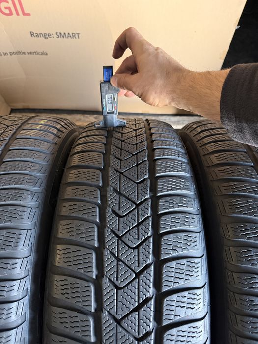 4 anvelope iarna 225/60/18 , Pirelli , DOT 2022 !
