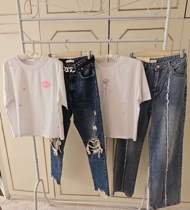 Тениски в бяло и черно