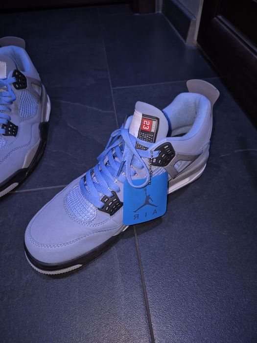 Jordan 4 baby blue