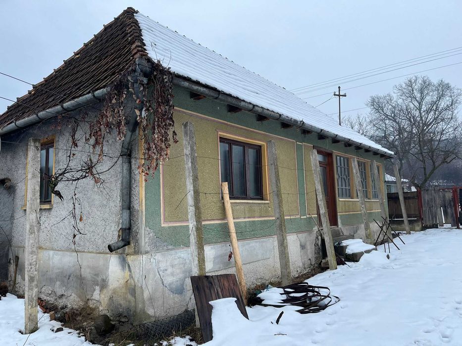 Casa + teren de vanzare 3000 mp sat  Cristelec Salaj