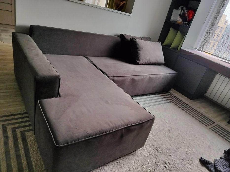 Продается диван б/у.В хорошем состоянии .т/у