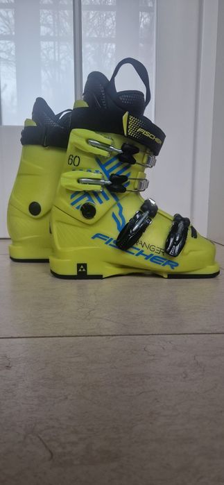 Clapari copii Fischer Ranger 60 JR  - marime 22.5. Conditie buna.