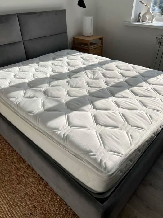 Продаю матрас, состояние как новое