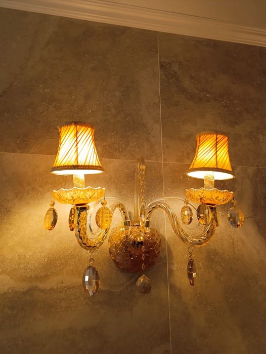 Продам люстры б/у.