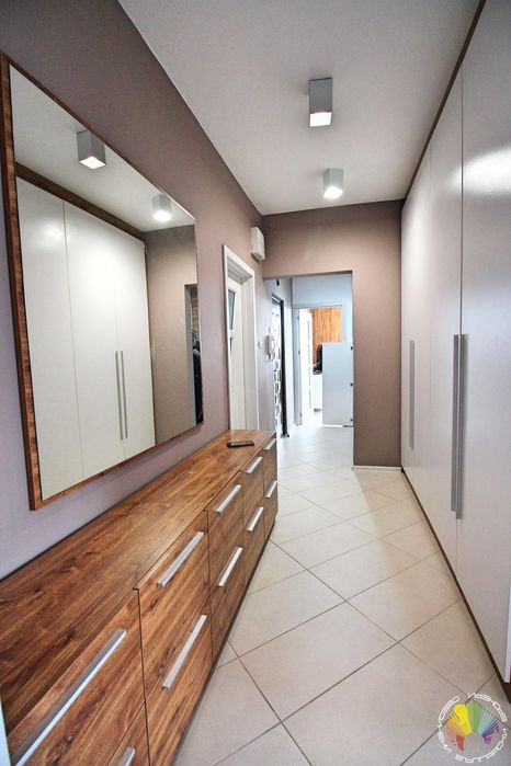 Дава се под наем Тристаен апартамент в Бургас, Братя Миладинови - 100 кв.м за 612 € - Снимка #12