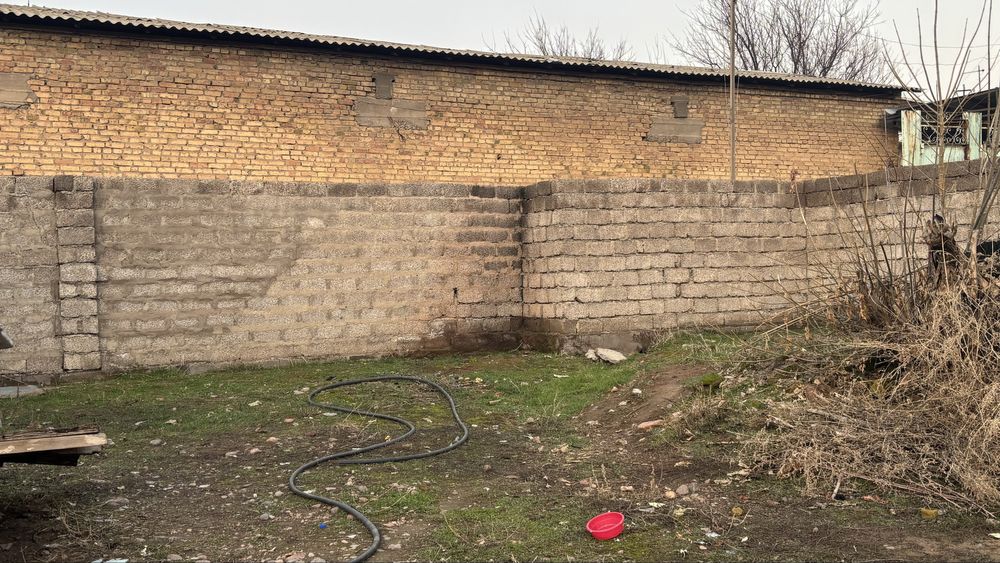 Продается участок хорошо подходит под дачу